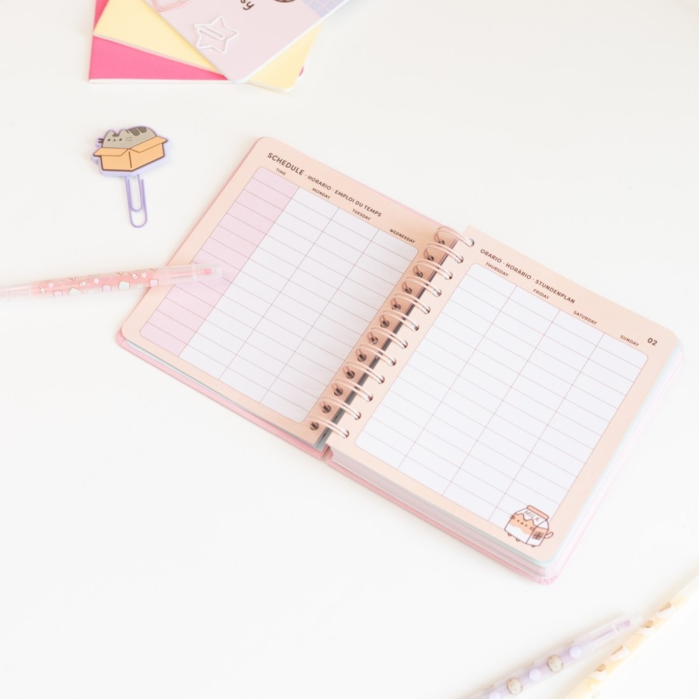 Grupo Erik Pusheen - 2026/2027 Day Per Page M 11 Months Academic Schulplaner - Mehrfarben